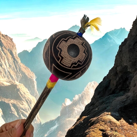 Rassel &quote;Chakana&quote;- Klein